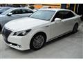 2017 Toyota Crown Majesta