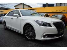 2017 Toyota Crown Majesta