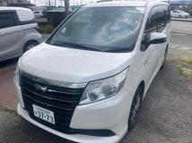 2015 Toyota Noah