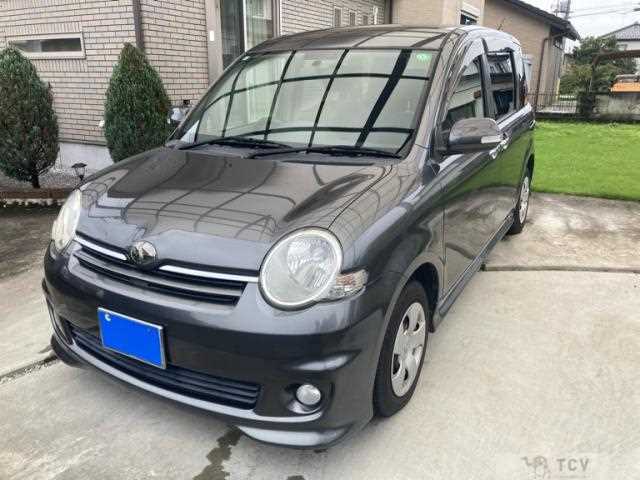 2009 Toyota Sienta