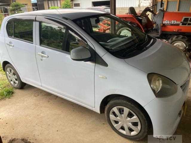 2011 Daihatsu Mira