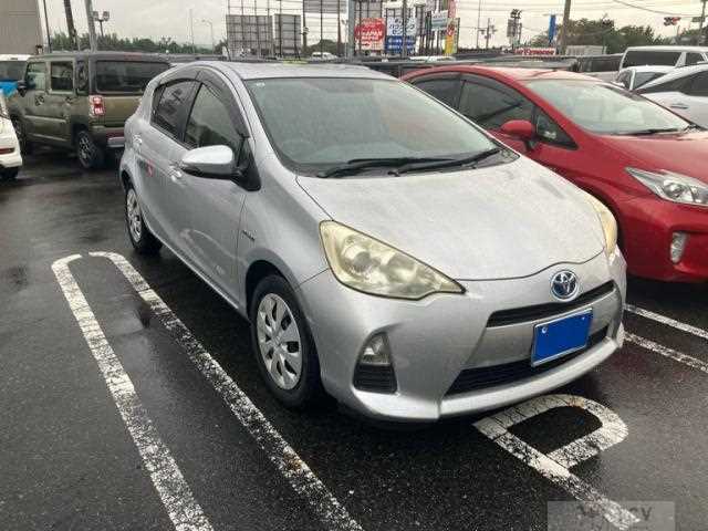2013 Toyota AQUA
