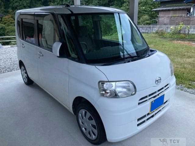 2012 Daihatsu Tanto