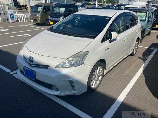 2012 Toyota PRIUS α