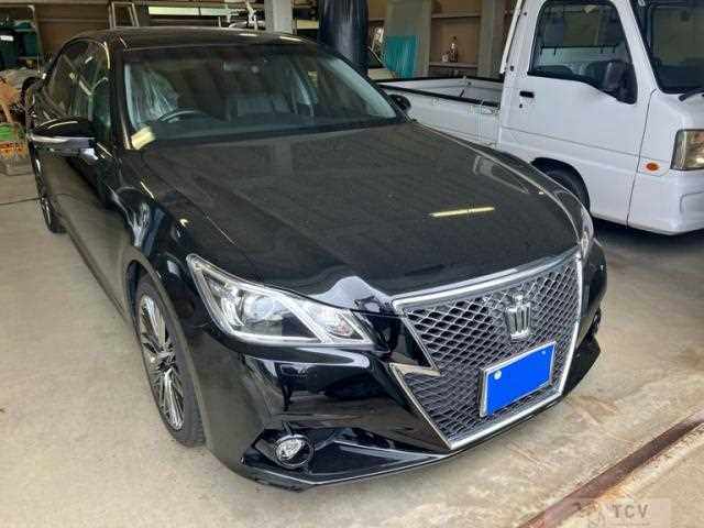 2013 Toyota Crown