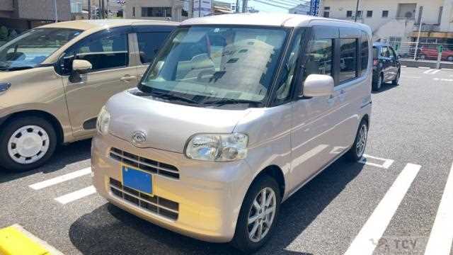 2012 Daihatsu Tanto