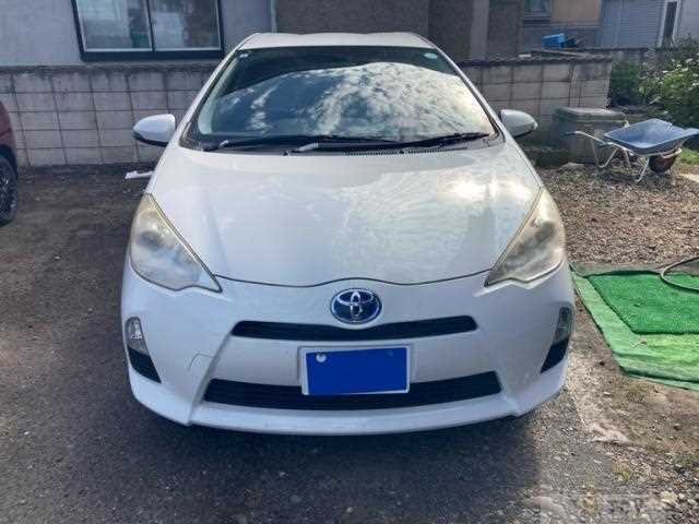 2013 Toyota AQUA