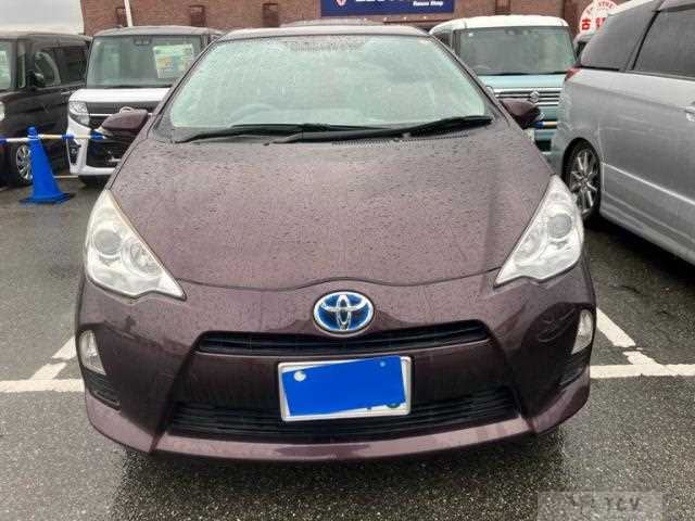 2014 Toyota AQUA