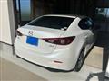 2017 Mazda Axela