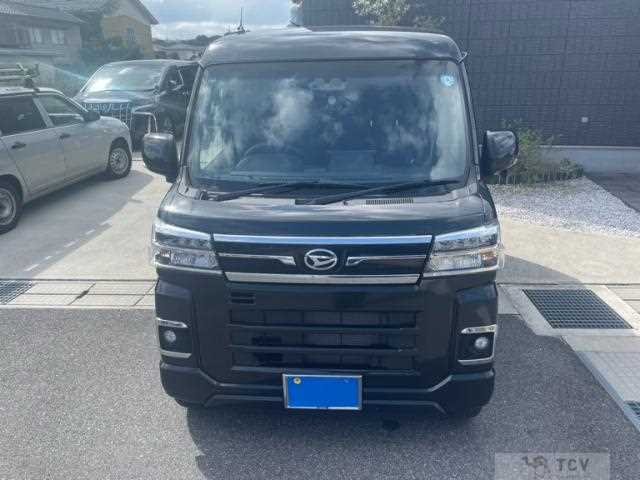 2022 Daihatsu Atrai