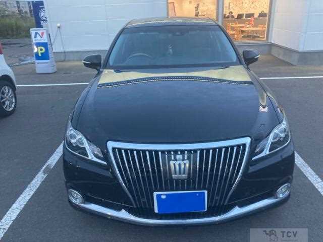 2016 Toyota Crown Majesta
