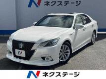 2014 Toyota Crown Hybrid