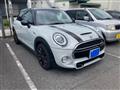 2019 BMW MINI