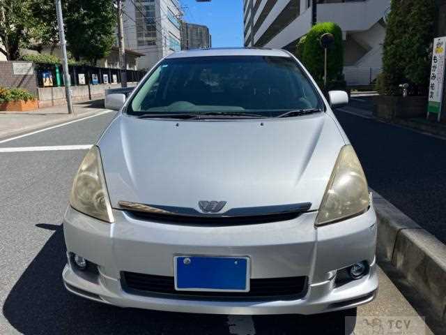2004 Toyota Wish
