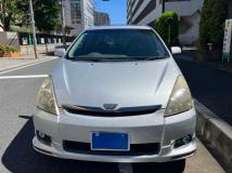 2004 Toyota Wish