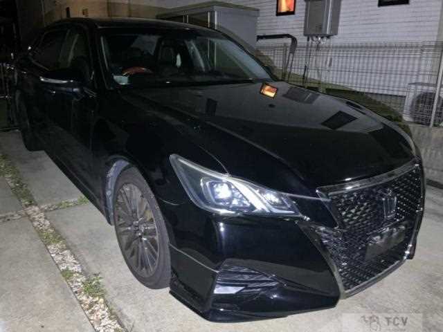 2015 Toyota Crown