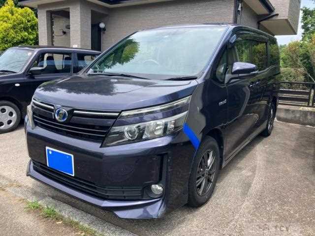 2014 Toyota Voxy