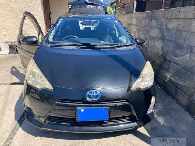 2012 Toyota AQUA