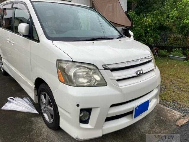 2006 Toyota Noah
