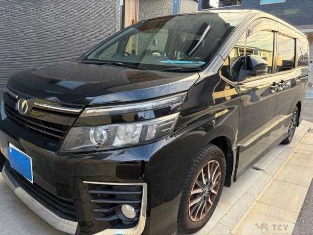 2014 Toyota Voxy