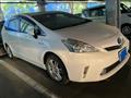 2013 Toyota PRIUS α