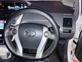 2013 Toyota PRIUS α