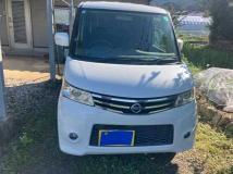2011 Nissan ROOX
