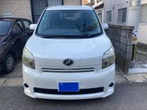 2009 Toyota Voxy