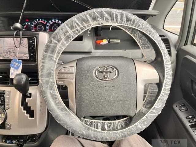 2009 Toyota Noah