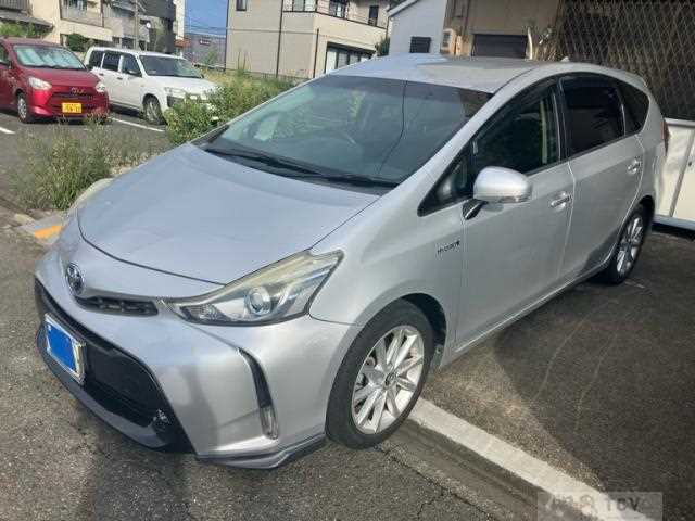 2015 Toyota PRIUS α