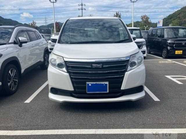 2017 Toyota Noah