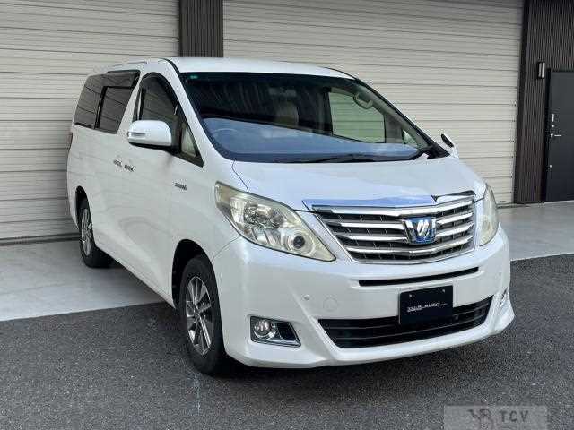 2012 Toyota Alphard Hybrid
