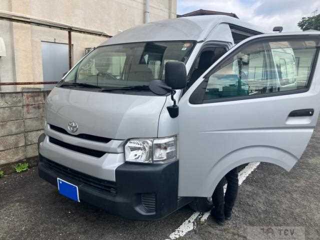 2015 Toyota Regius Wagon