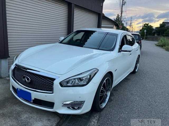 2015 Nissan Fuga