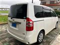 2010 Toyota Noah
