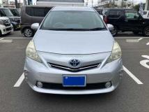 2013 Toyota PRIUS α