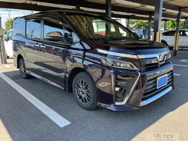 2018 Toyota Voxy