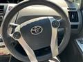 2011 Toyota PRIUS α