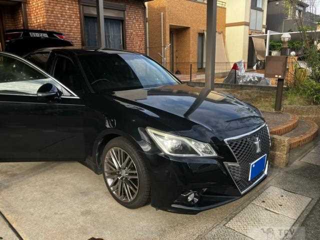 2013 Toyota Crown