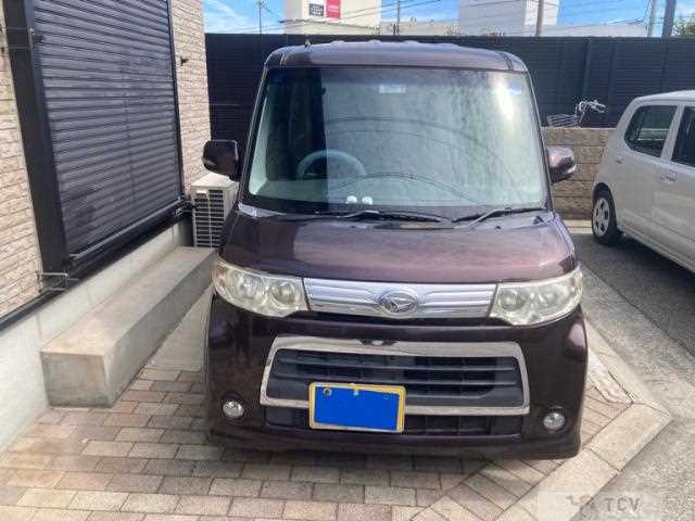 2011 Daihatsu Tanto