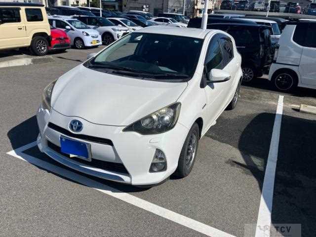 2013 Toyota AQUA