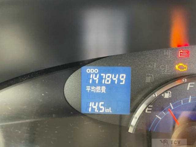 2011 Daihatsu Tanto