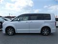 2024 Mitsubishi Delica D5