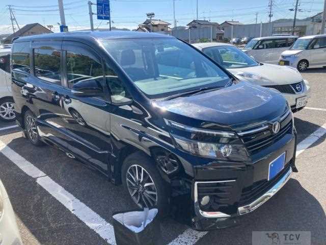 2014 Toyota Voxy