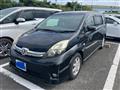 2013 Toyota Isis