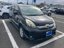 2013 Toyota Isis