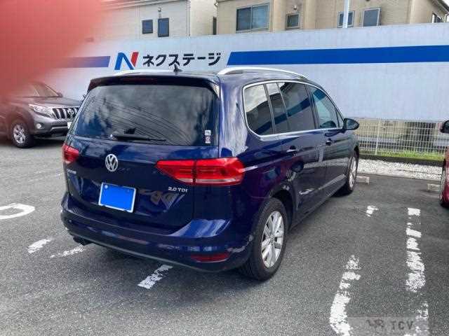 2018 Volkswagen Golf Touran