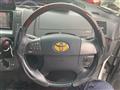 2010 Toyota Estima