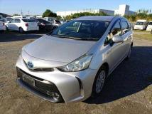 2017 Toyota PRIUS α