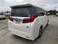2018 Toyota Alphard Hybrid